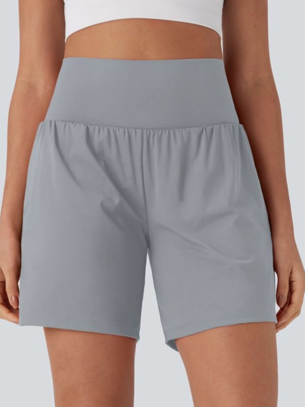 HALARA High-Waist Performance Shorts - Light Gray